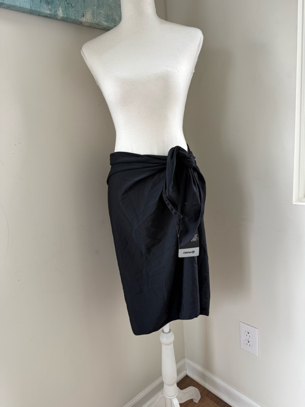 Chin Fun Classic Black Swim Sarong with Side Tie